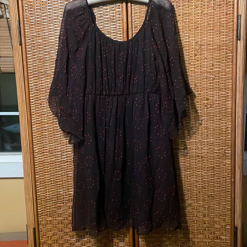 Alice & Olivia plum colored patterned silk chiffon lined dress size Large EUC